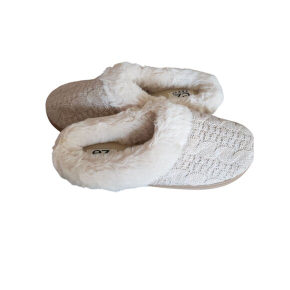 EZ Feet Cable Knit Faux Fur Lined Slippers Beige Size 7/8 - Picture 4 of 10